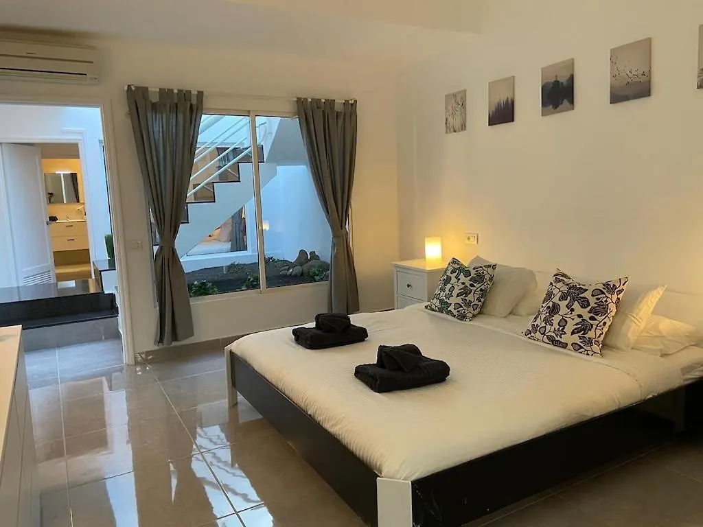 110 Colony Club 0*, Puerto del Carmen (Lanzarote) Spain