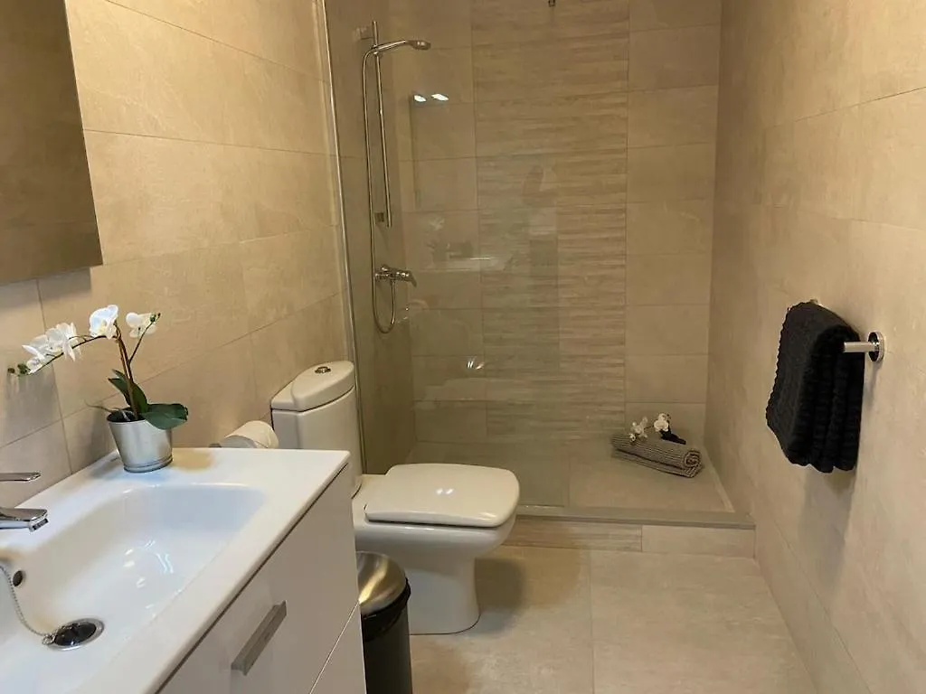Apartment 110 Colony Club