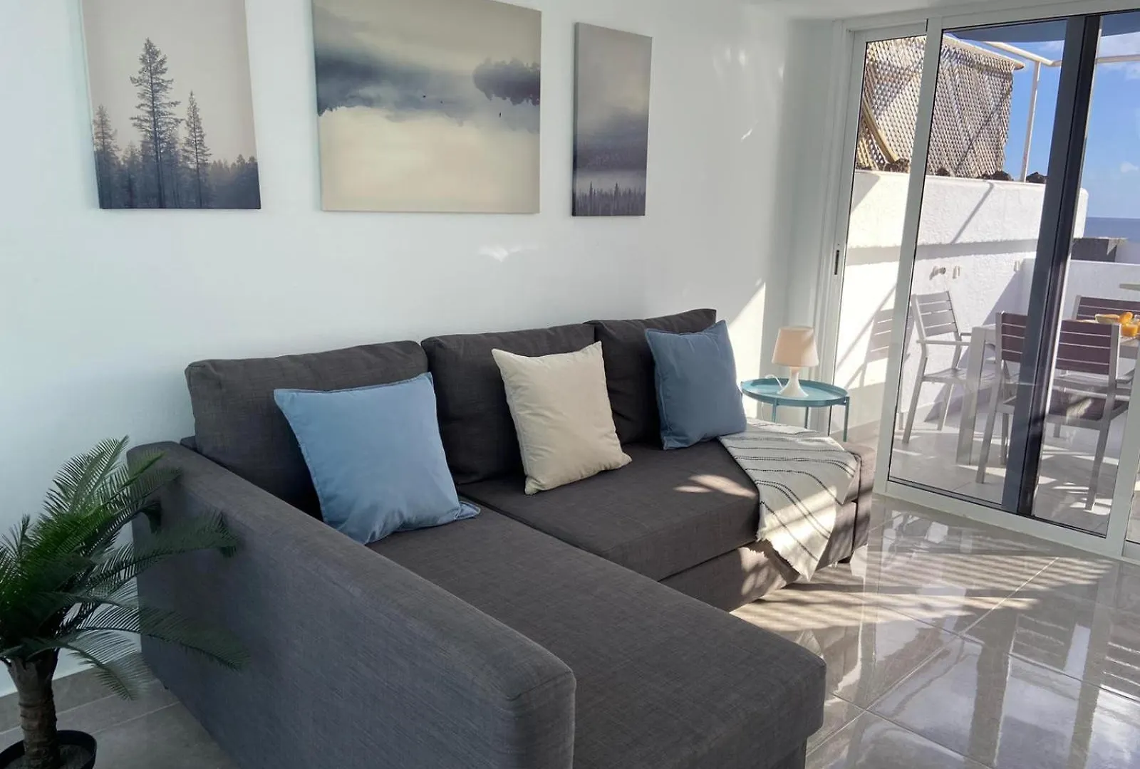 Apartment 110 Colony Club